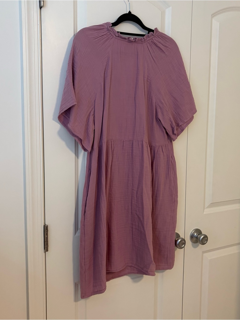 Old Navy - Picture 3 of 3